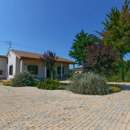 Santina * Giulianova